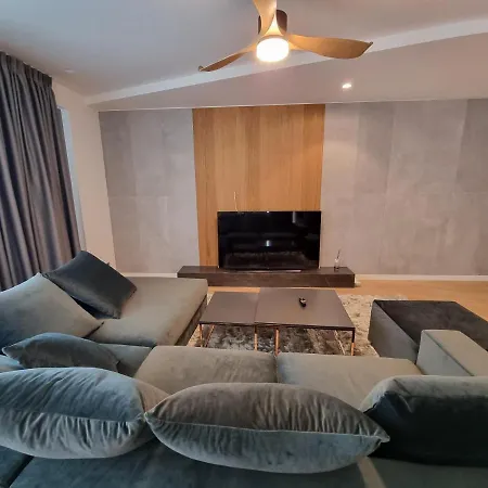 Business & Relax Close Promenada Mall 公寓 布加勒斯特