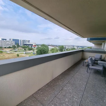 Business & Relax Close Promenada Mall 公寓 布加勒斯特